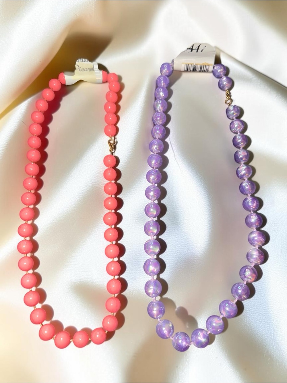 2 Piece Beaded Necklace Lot Coral Pink & Iridescent Purple - Picture 4 of 4